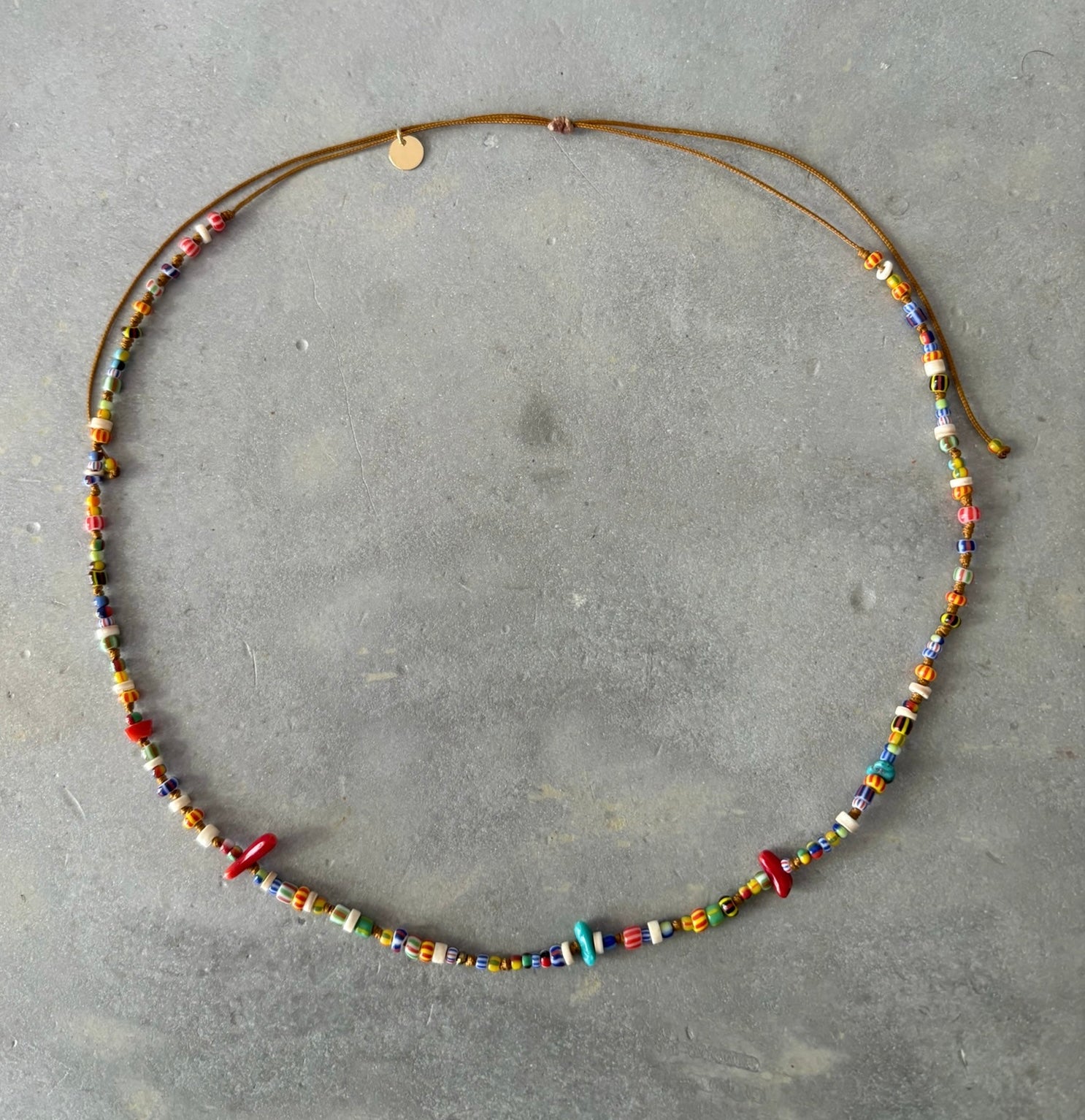 Ras de cou Perles africaines Turquoise Corail