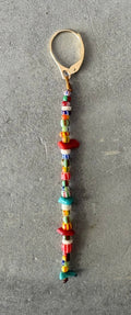 Mono boucle pendante Perle africaine Turquoise Corail Heishi